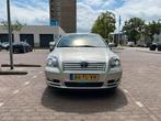 Toyota Avensis 1.8 16V Vvt-i LB 2005 Grijs, Auto's, Voorwielaandrijving, Euro 5, 1794 cc, Avensis