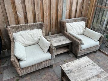 Gratis Tuinstoelen beschikbaar voor biedingen