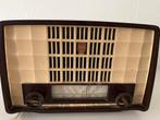 Philps bx135 u 80 buizenradio bakeliet antiek, Antiek en Kunst, Antiek | Tv's en Audio, Ophalen of Verzenden