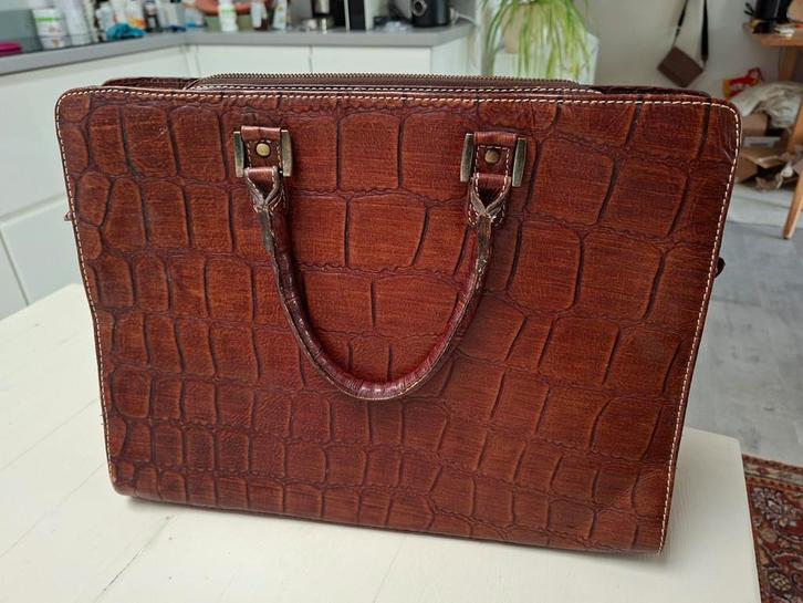 Leren tas met krokodillen print., Sieraden, Tassen en Uiterlijk, Koffers, Zo goed als nieuw, Leer, Minder dan 50 cm, 35 tot 45 cm