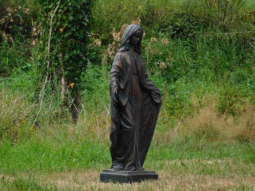 Fraai kerkelijk beeld van Maria, vervaardigd uit polystone, Tuin en Terras, Tuinbeelden, Mensenbeeld, Kunststof, Ophalen of Verzenden