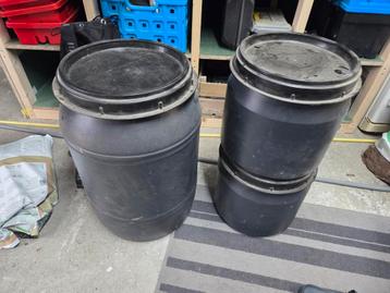 Voertonnen - 60L & 2x 25L beschikbaar voor biedingen