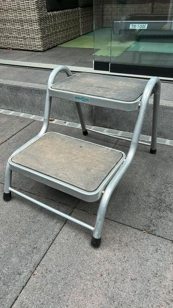 Caravan opstap  beschikbaar voor biedingen