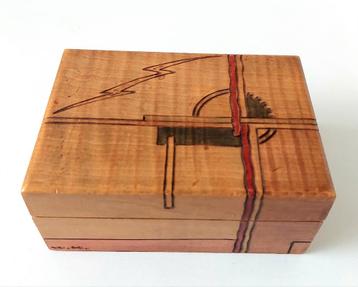 Art Deco Kistje Amsterdamse Haagse School Toegepaste Kunst beschikbaar voor biedingen