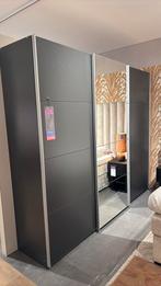 Schuifdeurkast 271x62x229cm grijs metallic, Huis en Inrichting, Ophalen, Zo goed als nieuw, 25 tot 50 cm, 200 cm of meer