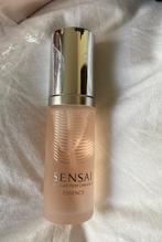 Sensai essence, Sieraden, Tassen en Uiterlijk, Uiterlijk | Gezichtsverzorging, Ophalen of Verzenden, Nieuw, Gehele gezicht, Verzorging
