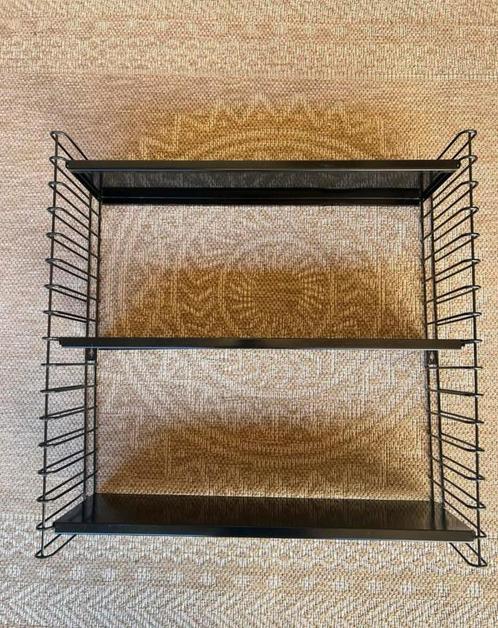 Tomado Holland wandrek zwart, 2 stuks beschikbaar, Huis en Inrichting, Woonaccessoires | Wandplanken en Boekenplanken, Zo goed als nieuw