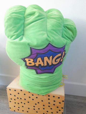 'Hulk' vuist merk 'Bananas'  beschikbaar voor biedingen