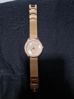 Guess dameshorloge - gouden kleur, Sieraden, Tassen en Uiterlijk, Horloges | Dames, Ophalen, Staal, Gebruikt, Staal