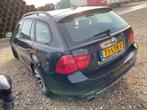 BMW 3-serie Touring 2010 * 318i Business Line * MOTOR DEFECT, Auto's, Achterwielaandrijving, Zwart, Origineel Nederlands, Handgeschakeld