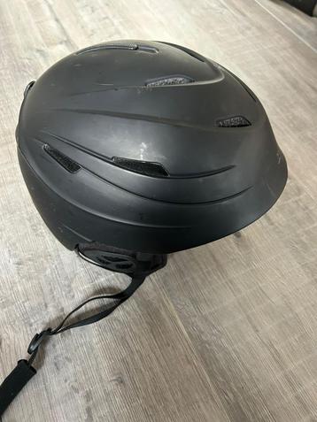Nomad Skihelm maat L (59 - 61 cm) beschikbaar voor biedingen