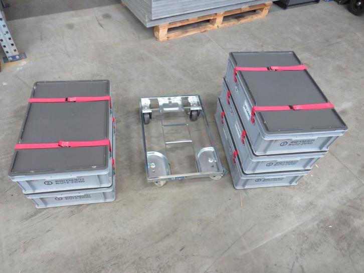 euronorm stapelbakken met deksels en onderwagen rolplateau, Doe-het-zelf en Verbouw, Kratten en Dozen, Gebruikt, Doos, 50 tot 75 cm