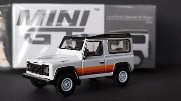 Land Rover 90 Wagon 1:64 MiniGT Pol  beschikbaar voor biedingen