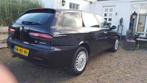 Alfa Romeo 156 Sportwagon 1.6-16V T.Spark Prachtige ,top ond, Auto's, Alfa Romeo, Voorwielaandrijving, 65 €/maand, Gebruikt, 4 cilinders