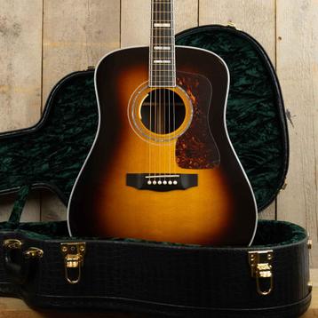 Guild D-55E USA in Antique Burst beschikbaar voor biedingen