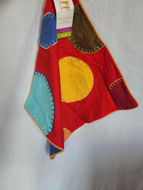Vrolijke kussenhoes 40x40 merk Nino Ideas, Kinderen en Baby's, Kinderkamer | Beddengoed, Zo goed als nieuw, Kussen, Jongetje of Meisje