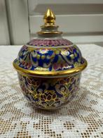 Benjarong Thais vintage porzeleinen potje met deksel, Antiek en Kunst, Ophalen of Verzenden