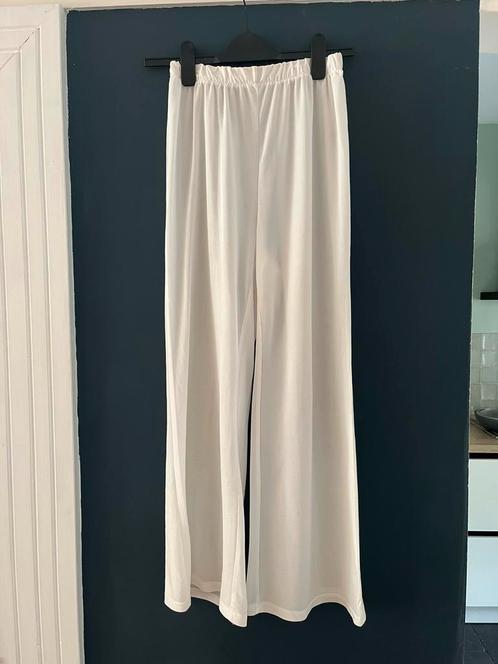 Semitransparante witte loosefit broek S, Kleding | Dames, Broeken en Pantalons, Zo goed als nieuw, Maat 36 (S), Wit, Lang, Ophalen of Verzenden