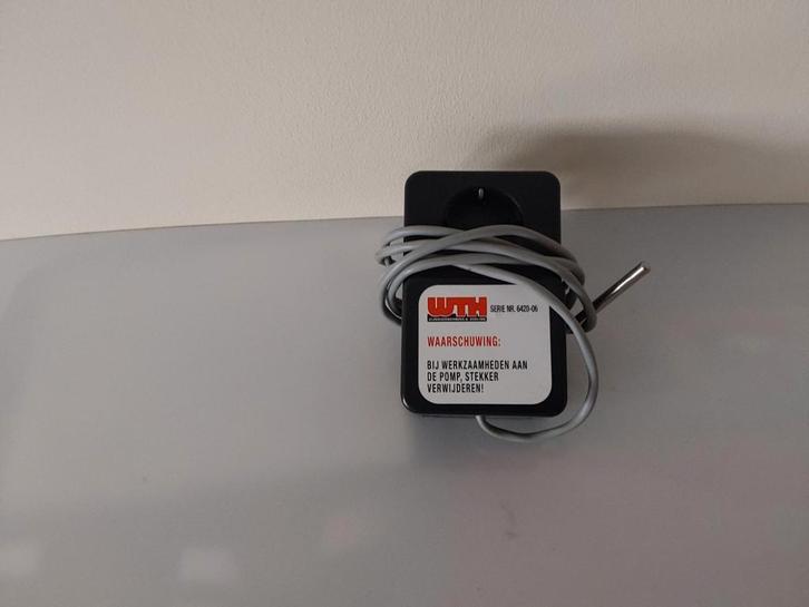 Pompschakelaar, Thermostaat , base flowset, Doe-het-zelf en Verbouw, Verwarming en Radiatoren, Zo goed als nieuw, Thermostaat