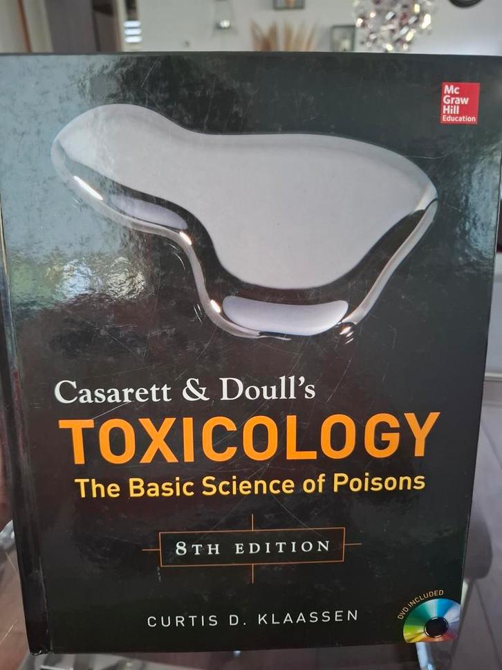 Toxicology: Casarett & Doull's - 8th Edition, Boeken, Studieboeken en Cursussen, Zo goed als nieuw, Ophalen of Verzenden