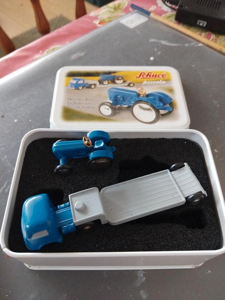 Mercedes-Benz, Porsche, Traktor - Schuco Piccolo Set, Hobby en Vrije tijd, Modelauto's | 1:18, Overige merken, Ophalen of Verzenden