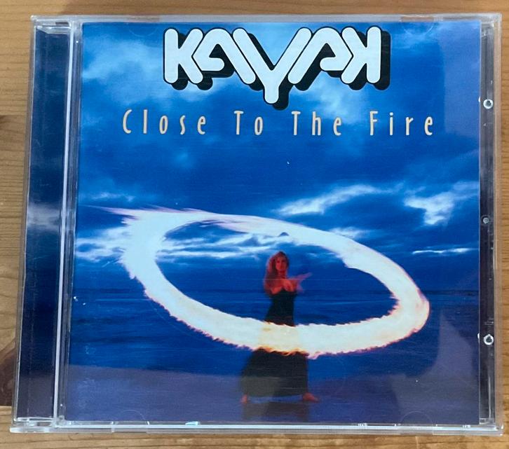 Kayak - Close to the Fire (prog rock), Cd's en Dvd's, Cd's | Rock, Zo goed als nieuw, Ophalen of Verzenden