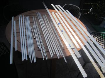 aluminium en kunststof profielen beschikbaar voor biedingen