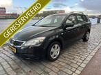 Kia cee'd 1.4 CVVT X-tra airco apk keurige auto (bj 2011), Auto's, Voorwielaandrijving, Euro 5, Stof, Gebruikt