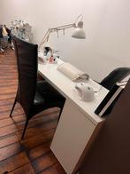 Nagel tafel / bureau, Huis en Inrichting, Bureaus, Ophalen, Zo goed als nieuw