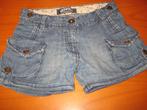 Kort jeans-broekje, 134, Style Jeans, Ophalen of Verzenden, Zo goed als nieuw, Meisje, Broek
