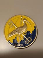 Zeldzame AIVD Munt - Ooievaar, Verzamelen, Speldjes, Pins en Buttons, Ophalen of Verzenden, Zo goed als nieuw, Overige onderwerpen