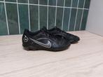 Voetbalschoen 32 Nike, Sport en Fitness, Voetbal, Maat XS of kleiner, Ophalen, Zo goed als nieuw, Schoenen