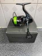 Shimano Vanford c2500s + gevlochten lijn, Watersport en Boten, Ophalen of Verzenden, Zo goed als nieuw, Molen