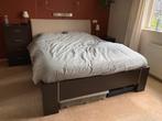 Bedombouw 160x200 met nachtkastjes in donkere houtkleur, Ophalen, Gebruikt, Bruin, Tweepersoons