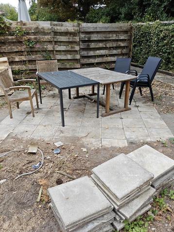 Gratis ophalen tegels +- 20m2 beschikbaar voor biedingen