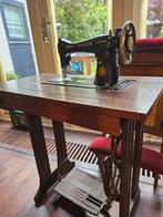 Antieke Singer Naaimachine met Tafel, Antiek en Kunst, Antiek | Naaimachines, Ophalen of Verzenden
