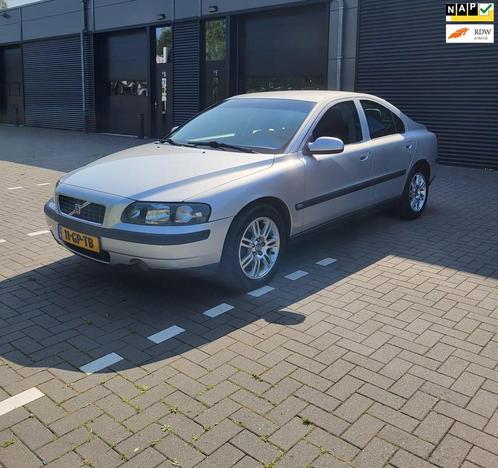 Volvo S60 2.4 Automaat, CruisC, Clima, NAP, Trekhaak!, Auto's, Volvo, Bedrijf, Te koop, S60, ABS, Airbags, Airconditioning, Boordcomputer