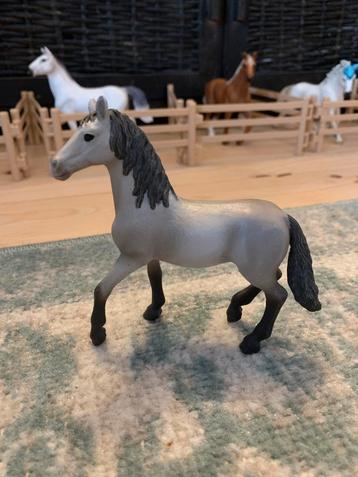 Schleich paard/pony grijs beschikbaar voor biedingen