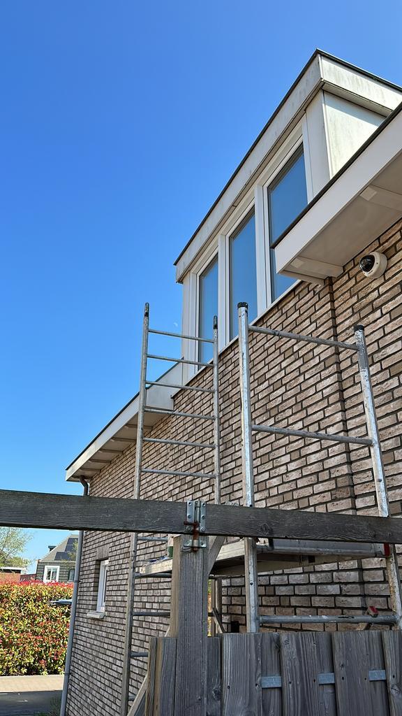 Steiger te huur in rotterdam, Doe-het-zelf en Verbouw, Steigers, Rolsteiger of Kamersteiger, 5 meter of hoger, Ophalen of Verzenden