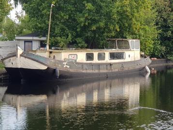 Tjalk / Skûtsje 15,40x3,45 1910 Gezellig schip stahoogte ! beschikbaar voor biedingen