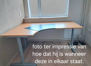 Bureau  beschikbaar voor biedingen