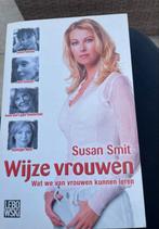 Suzan Smit : Wijze vrouwen, Ophalen of Verzenden, Zo goed als nieuw, Spiritualiteit algemeen, Achtergrond en Informatie