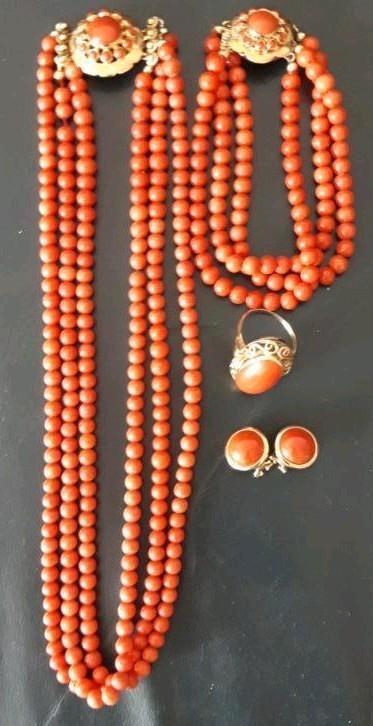 Bloedkoraal: Halsketting, Armband, Ring, Oorbellen, Sieraden, Tassen en Uiterlijk, Kettingen, Zo goed als nieuw, Goud, Rood, Ophalen of Verzenden