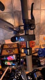 Mii step met voor en achterlicht plus remlicht alles werkt, Fietsen en Brommers, Steps, Ophalen, Zo goed als nieuw, Elektrische step (E-scooter)