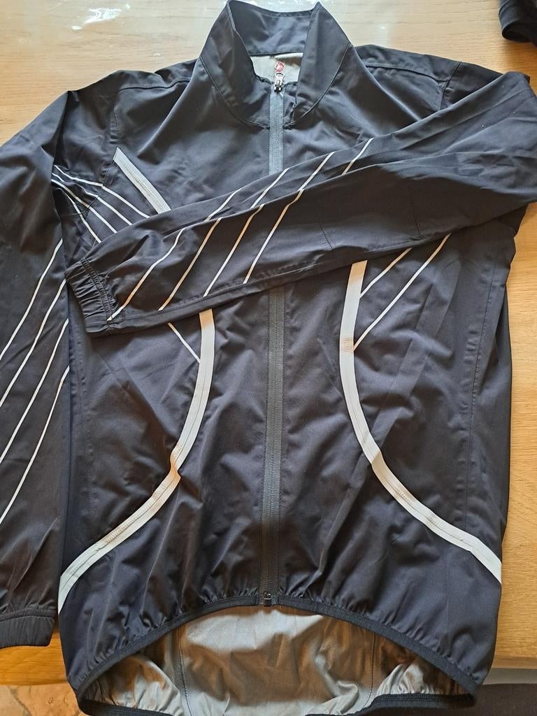Castelli Pocket Liner Regenjack - Maat L - 190 gram, Sport en Fitness, Wielrennen, Ophalen of Verzenden, Zo goed als nieuw, Kleding