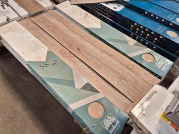 Ca 1500m² plak en klik pvc diverse soorten / kleuren/ m² beschikbaar voor biedingen