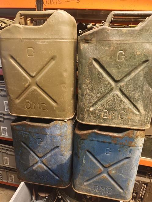 1943 1944 US WW2 Benzine jerrycans, Verzamelen, Militaria | Tweede Wereldoorlog, Landmacht, Amerika, Verzenden