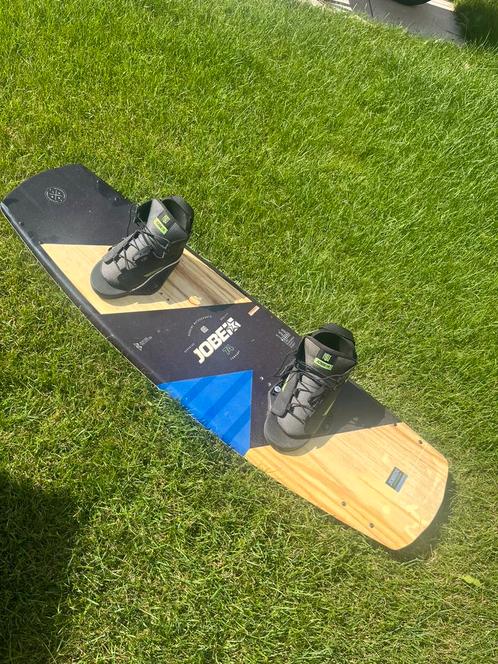 Jobe wakeboard met bindingen – Zo goed als nieuw, Watersport en Boten, Wakeboarden, Zo goed als nieuw, Ophalen