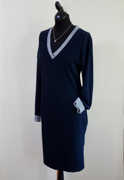 **Sale** Helena Hart jurk maat M, Kleding | Dames, Jurken, Zo goed als nieuw, Maat 38/40 (M), Blauw, Knielengte, Ophalen of Verzenden