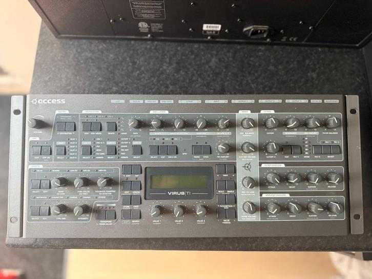 Access Virus TI2 Desktop Synthesizer, Muziek en Instrumenten, Synthesizers, Gebruikt, Overige aantallen, Overige merken, Met midi-aansluiting